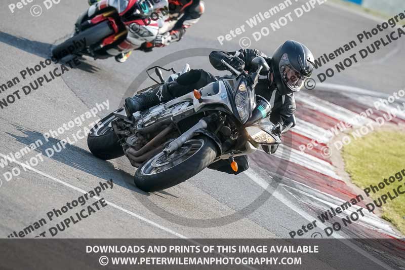 donington no limits trackday;donington park photographs;donington trackday photographs;no limits trackdays;peter wileman photography;trackday digital images;trackday photos